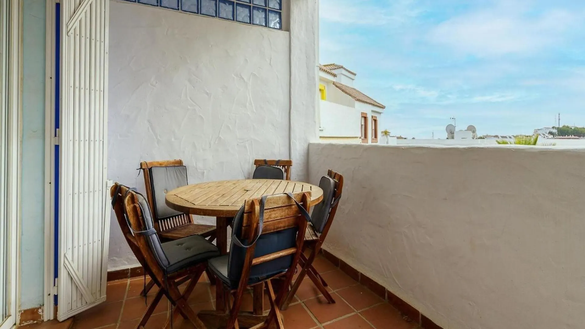 Apartment With Communal Pool In The Heart Of The Costa Del Sol Mijas Dom wakacyjny