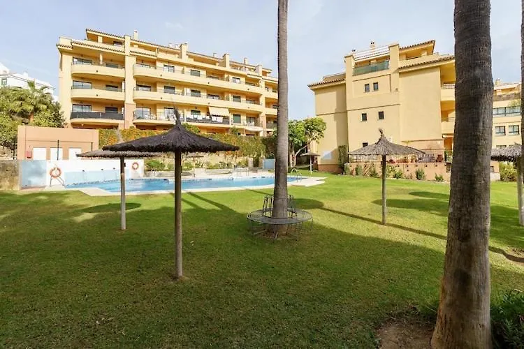 Dom wakacyjny Apartment With Communal Pool In The Heart Of The Costa Del Sol Mijas