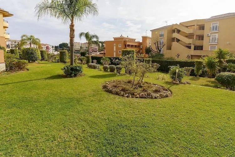 Apartment With Communal Pool In The Heart Of The Costa Del Sol Mijas Dom wakacyjny