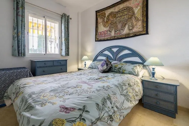 Apartment With Communal Pool In The Heart Of The Costa Del Sol Mijas 0*,