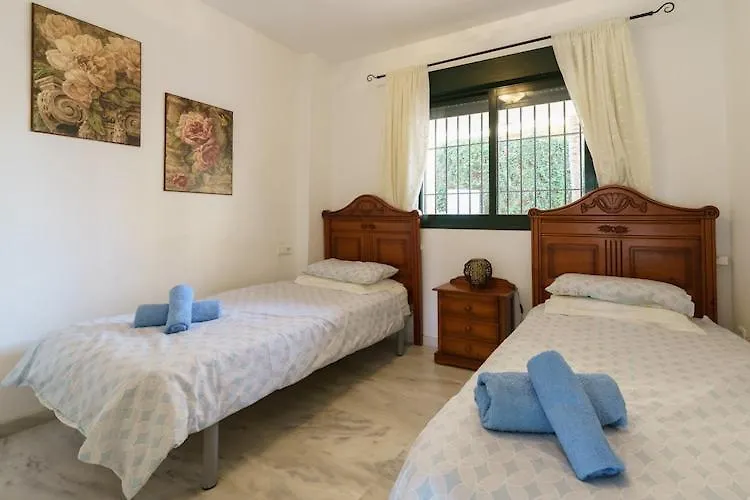 Apartment With Communal Pool In The Heart Of The Costa Del Sol Mijas Dom wakacyjny